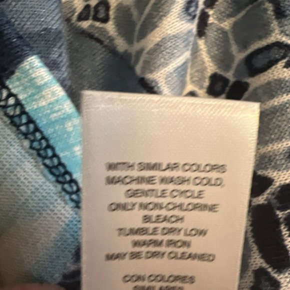 Chicos Weekends Pullover Top  XL Geometric  Blue Purple Long Sleeve - Picture 6 of 9